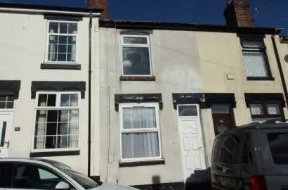 2 bed terraced house to rent