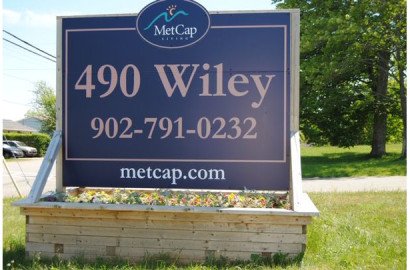 1 bedroom apartment of 570 sq. ft in Windsor