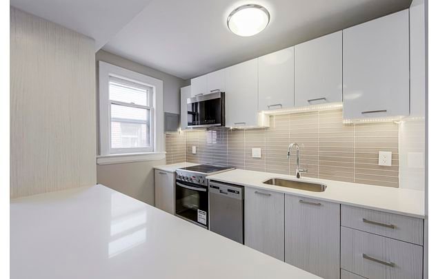 1 bedroom apartment of 624 sq. ft in York