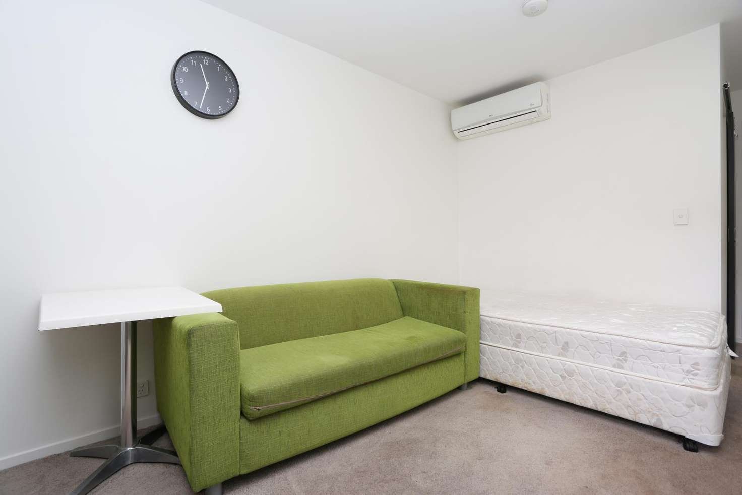 Studio for rent in Melbourne