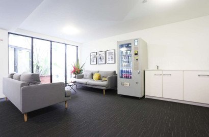 Studio for rent in Melbourne
