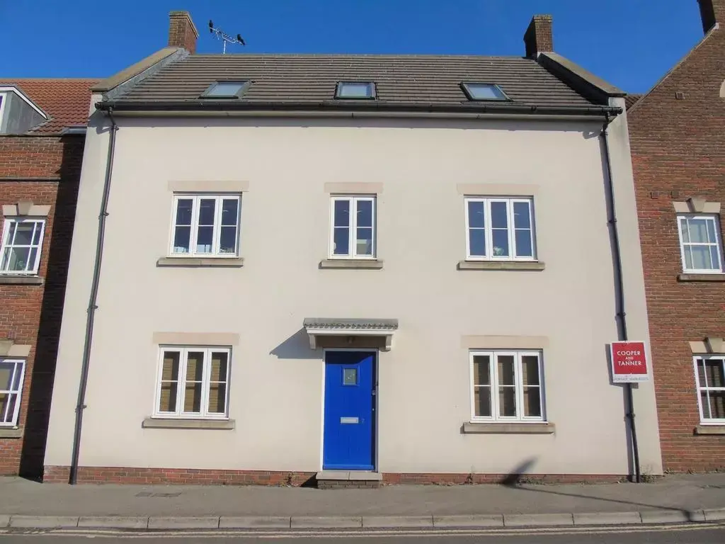 2 bedroom apartment for sale in Glastonbury