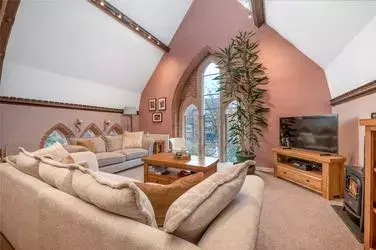 3 bedroom semi-detached house for sale IN Leceister