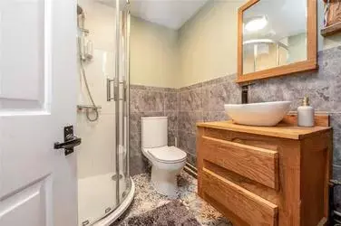 3 bedroom semi-detached house for sale IN Leceister