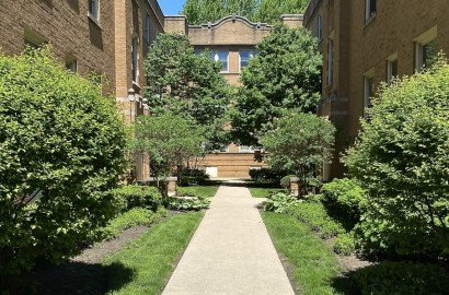 ONE BEDROOM RENTAL IN EVANSTON, ILLINOIS