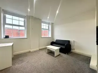 1 bedroom flat to rent in Staffordshire United Kingdom