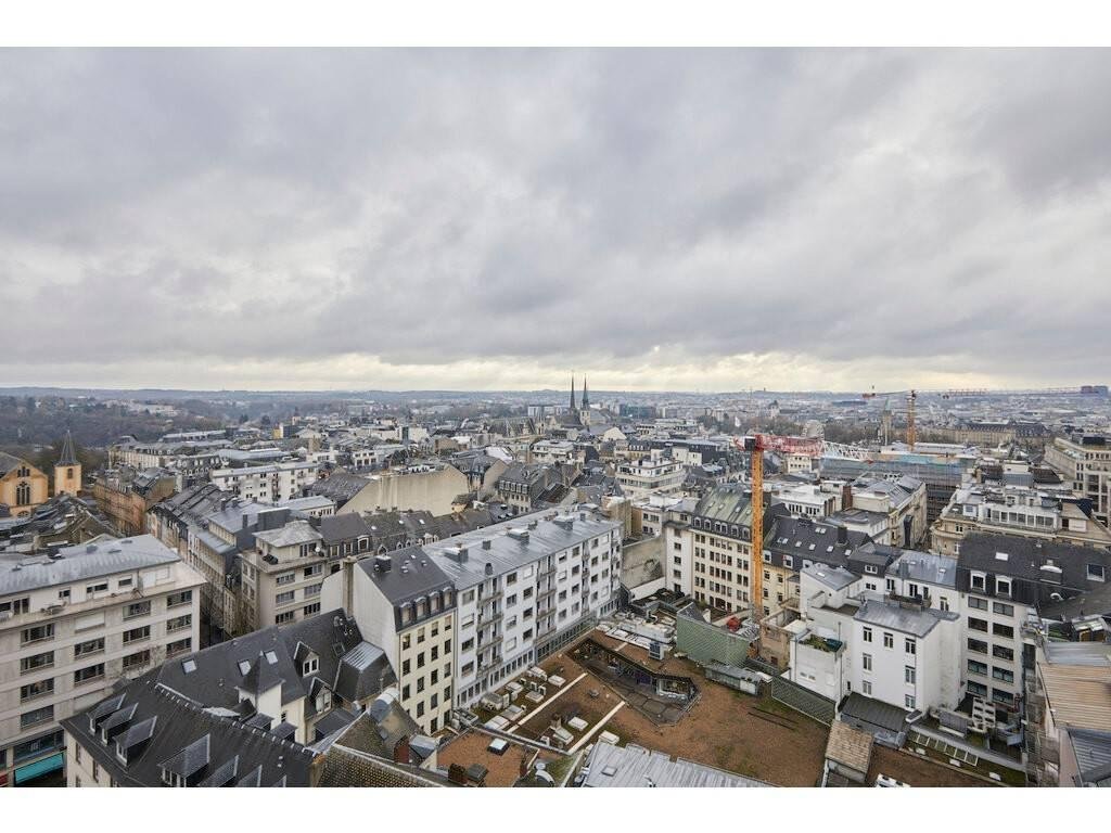 Shared roo in 2-room flat 25B,Boulevard Royal, Ville Haute, Luxembourg