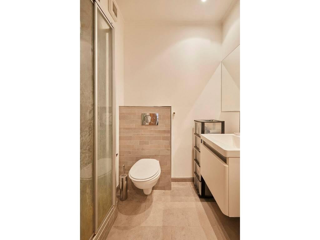 Shared roo in 2-room flat 25B,Boulevard Royal, Ville Haute, Luxembourg