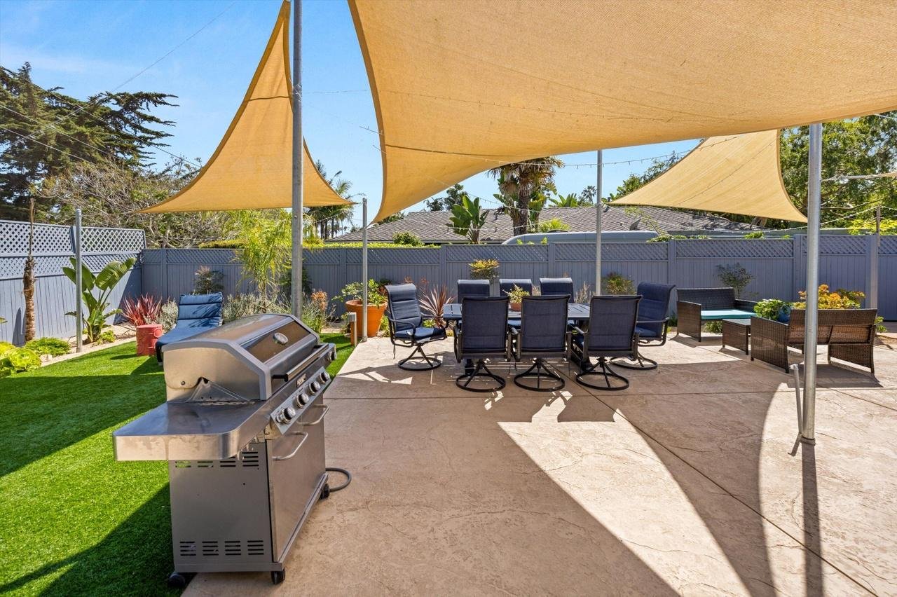 3 Bedroom Contemporary Design Home