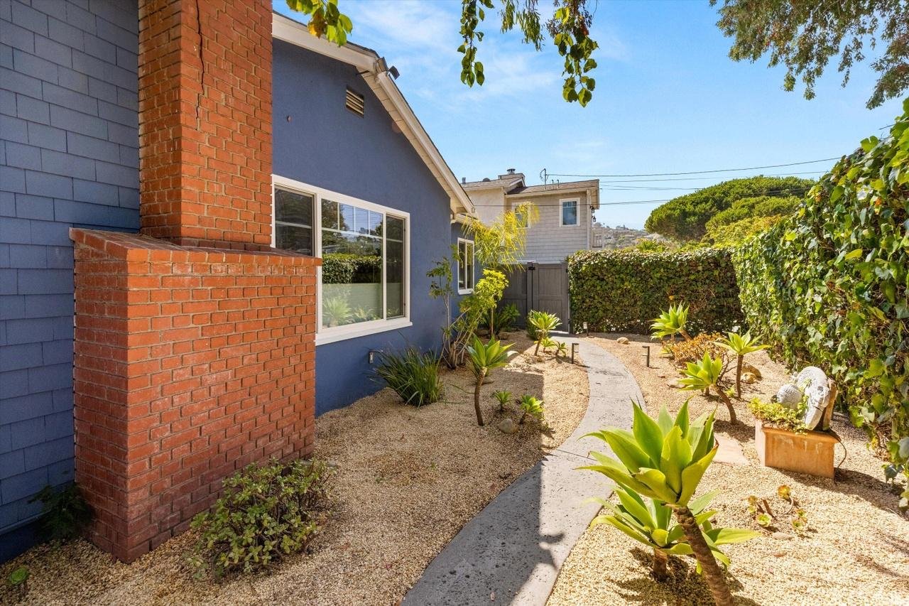 3 Bedroom Contemporary Design Home