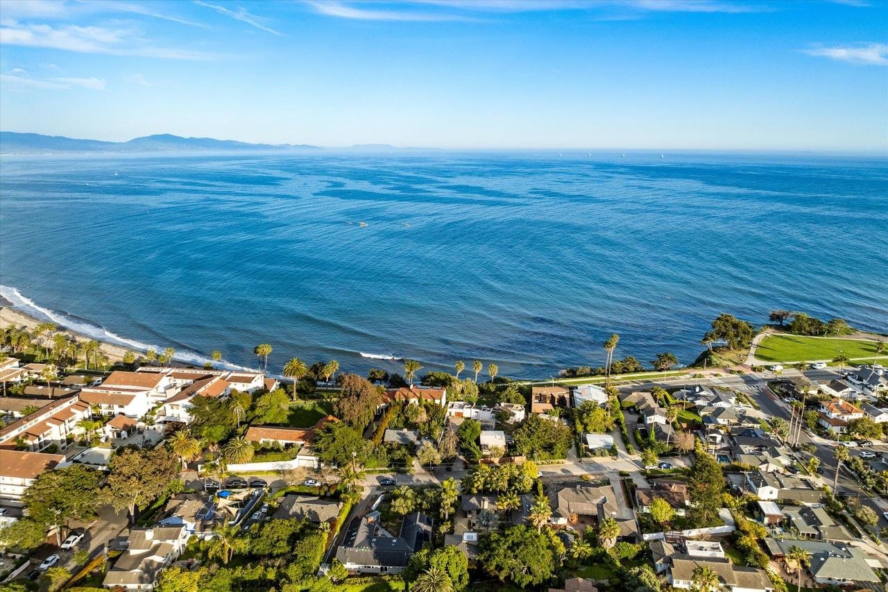 3 Bedroom Contemporary Design Home